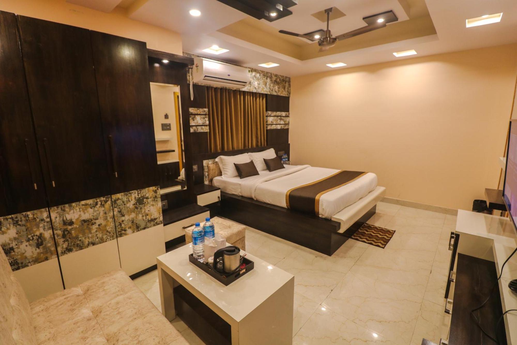 Hotel Mohar Residency à Calcutta Extérieur photo
