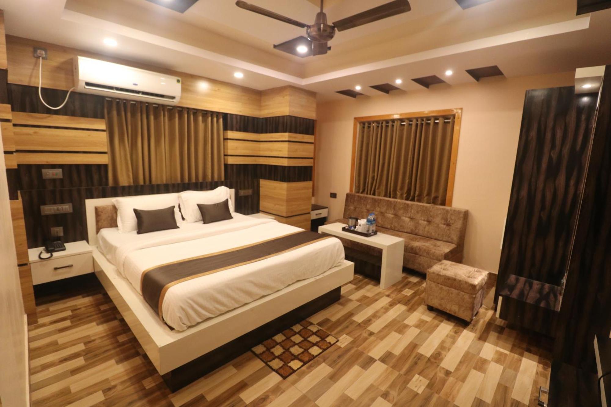 Hotel Mohar Residency à Calcutta Extérieur photo