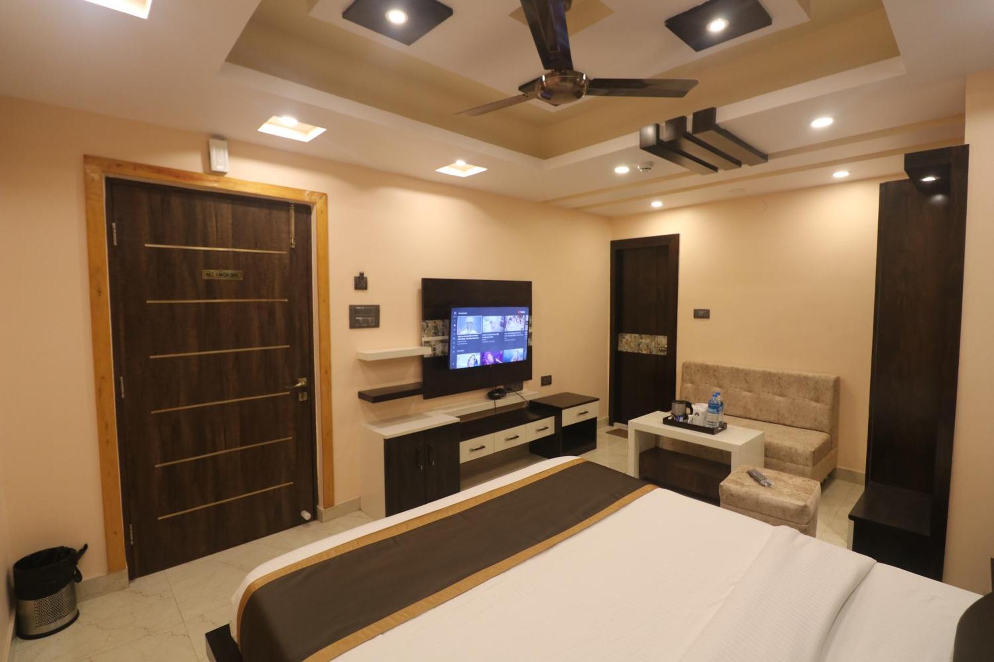 Hotel Mohar Residency à Calcutta Extérieur photo