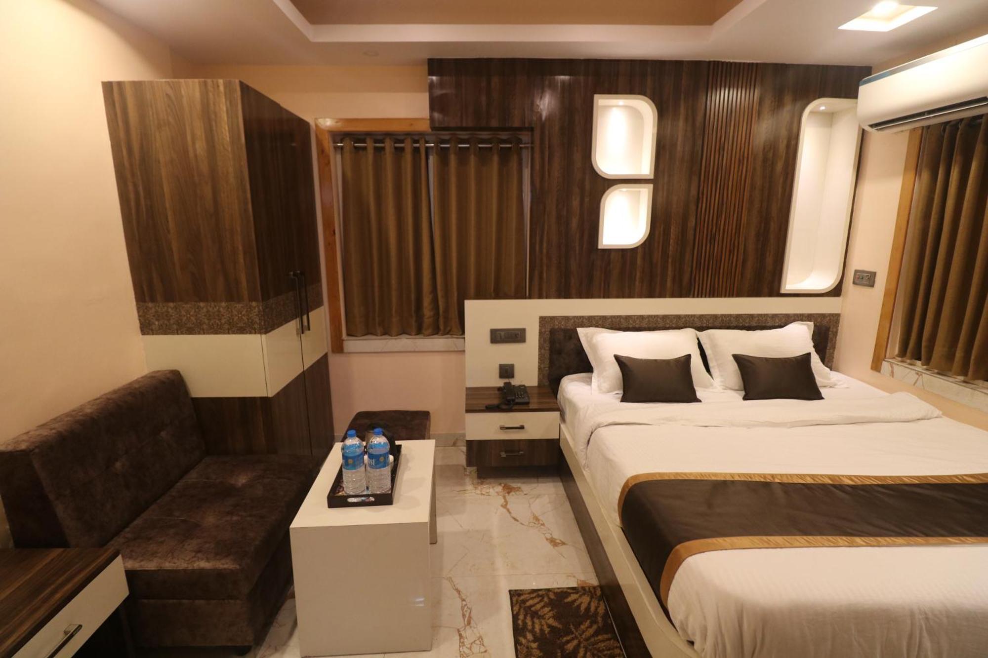 Hotel Mohar Residency à Calcutta Extérieur photo